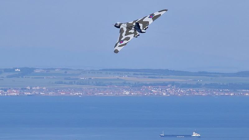 Doncaster Vulcan Xh To Be Moved From South Yorkshire Home Bbc News