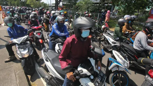 Covid Di Indonesia Lonjakan Kasus Terjadi Di Madura Epidemiolog Duga