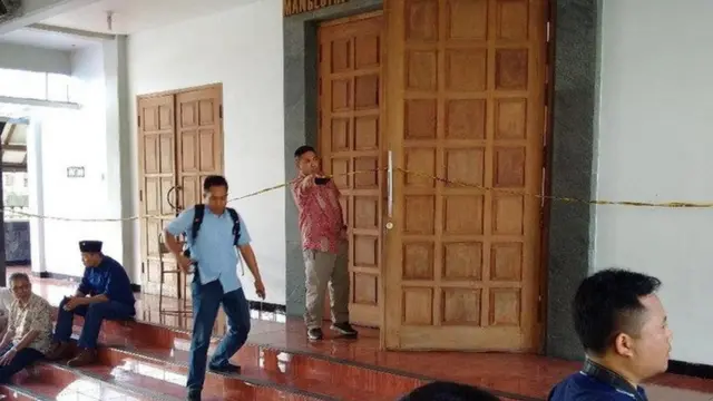 Serangan Di Gereja St Lidwina Yogyakarta Pelaku Asal Banyuwangi