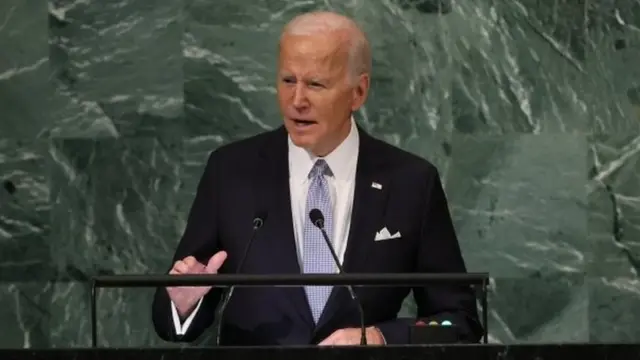 Es una guerra que escogió un hombre el fuerte discurso de Biden