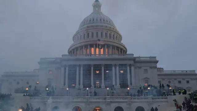 Trump Absolvido Pelo Senado Em Segundo Julgamento De Impeachment O