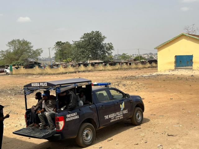 Abuja Warehouse Dem Naked Di Building Inside Abuja Warehouse Wey