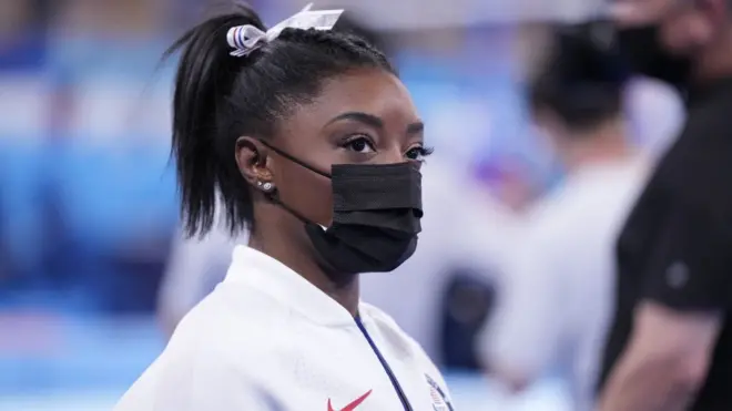 Simone Biles la campeona olímpica brilla en su regreso a las