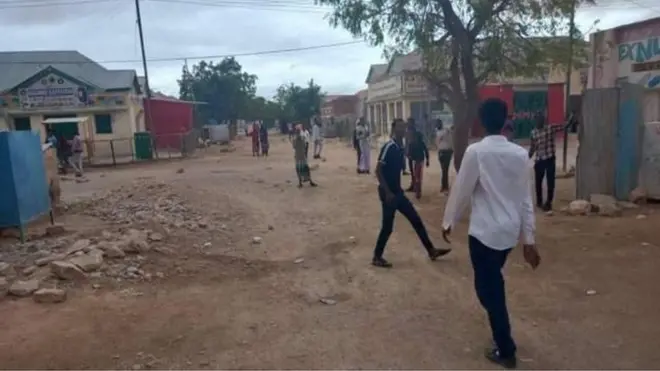 Xog Ku Saabsan Dagaalka Laascaanood Iyo Walaaca Laga Qabo BBC News Somali