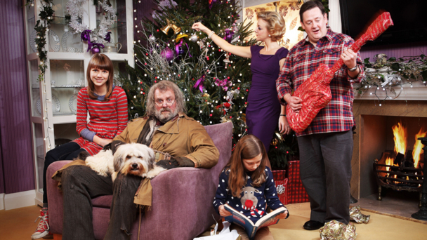 Nell Tiger-Free, Pudsey, Hugh Bonneville, (Isabella Blake-Thomas, Sheridan Smith and Johnny Vegas (credit BBC/Gary Moyes)