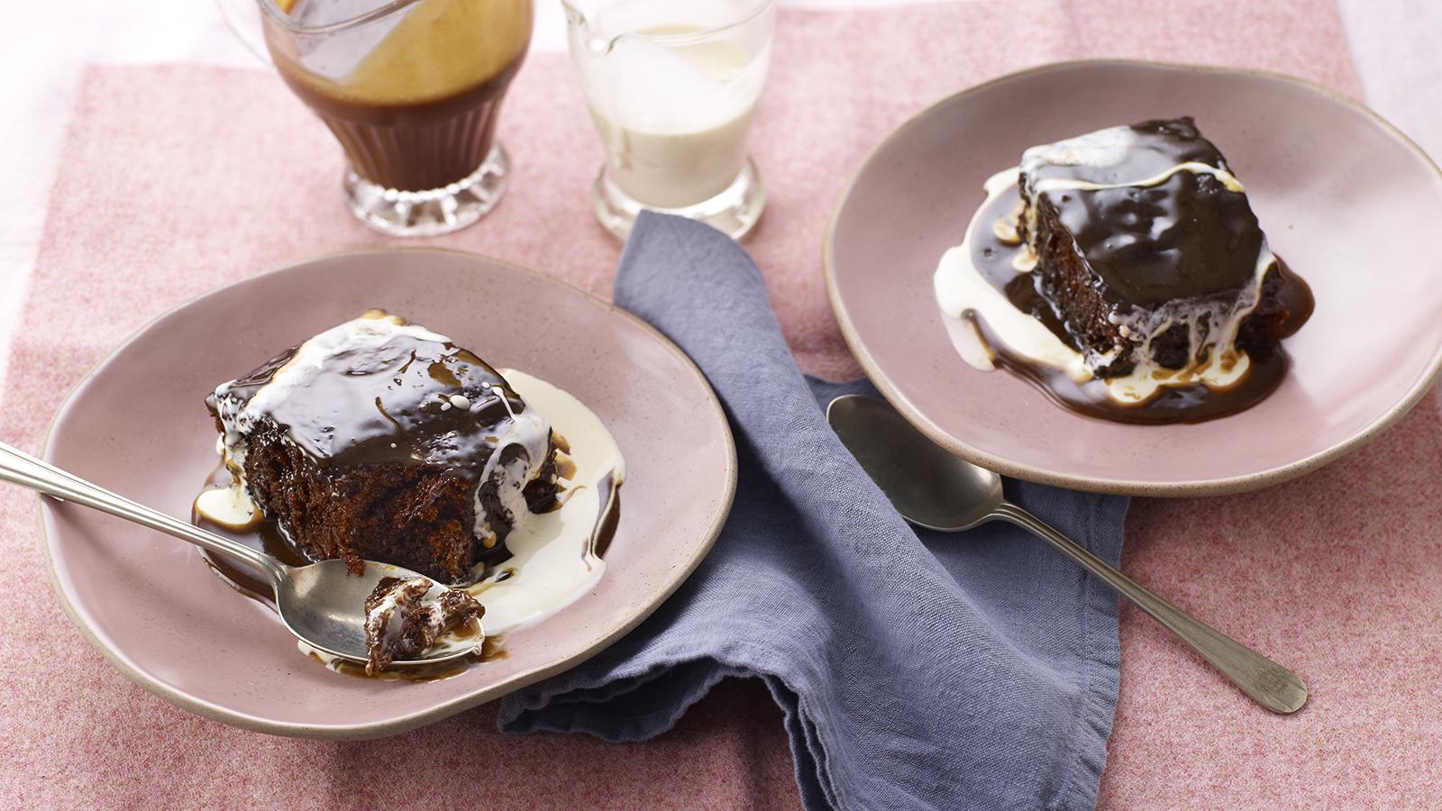 Mary Berry S Easy Sticky Toffee Pudding Recipe Bbc Food