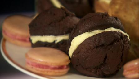 Chocolate whoopie pies