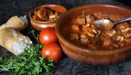 Cuttlefish with meatballs and peas