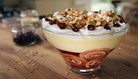BBC Food - Recipes - Dadâ€™s banana custard trifle