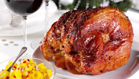 Glazed ham with mango salsa