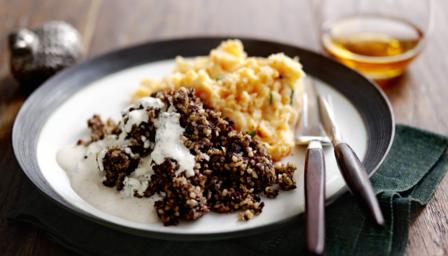 Haggis, clapshot and whisky sauce