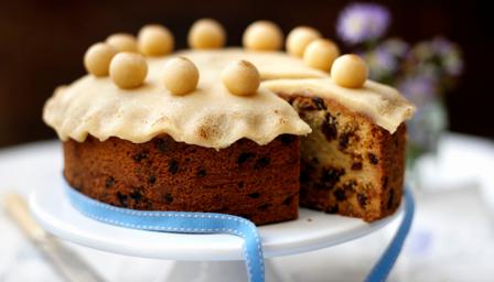 Simnel cake via bbc.co.uk