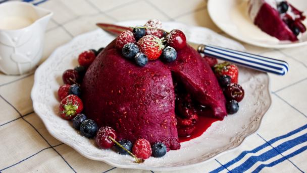 Summer pudding