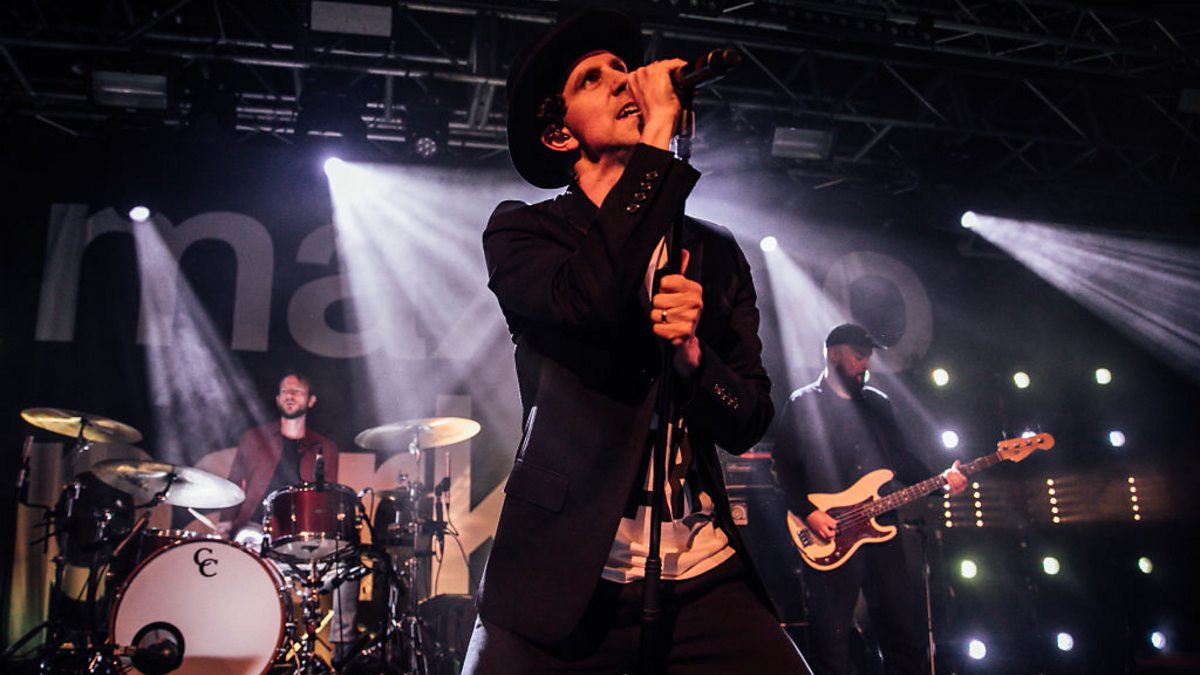 Bbc Radio Tees Scott Makin On Bbc Radio Tees Maximo Park Are