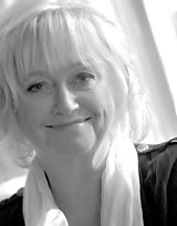 STUDIO GUEST :: JUDY FINNIGAN