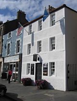 Dachaigh an teaghlaigh