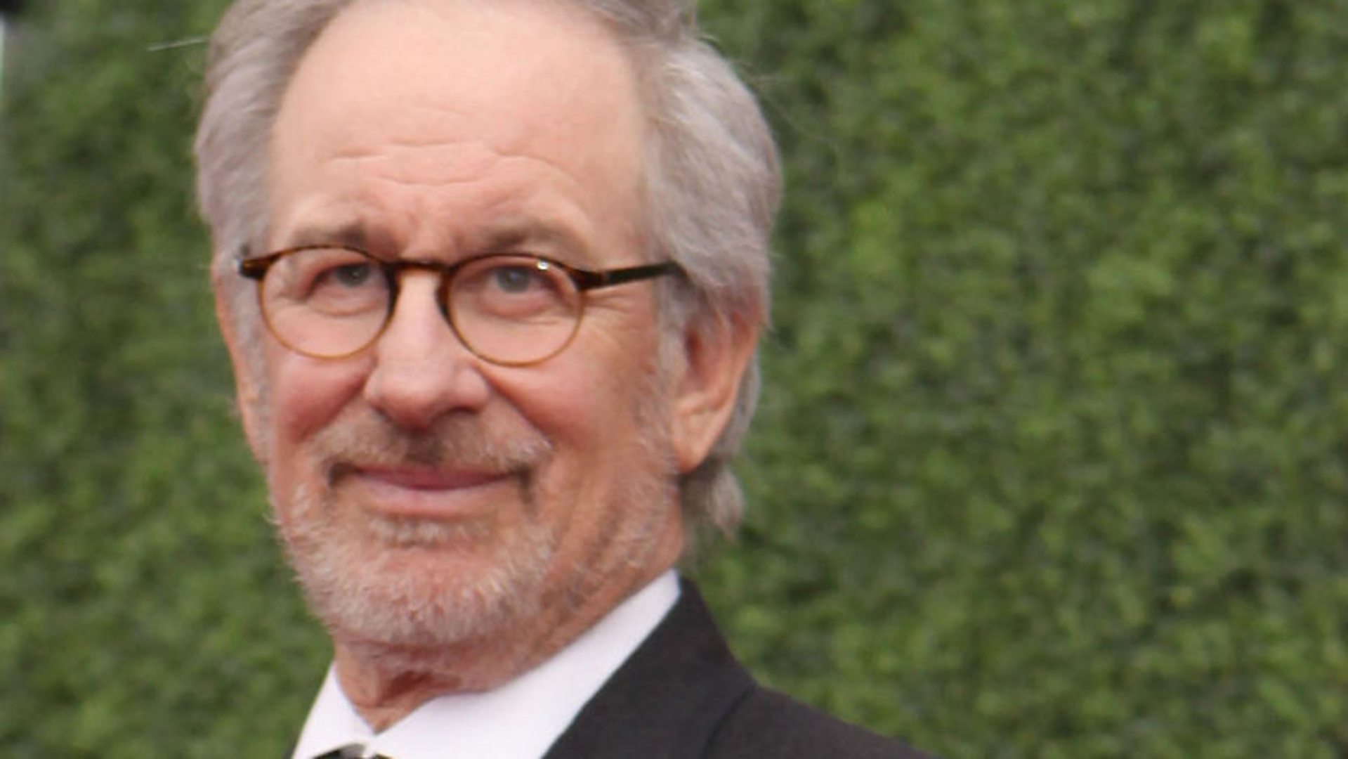 Steven spielberg essay