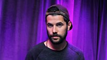 Nick Mulvey Live Lounge