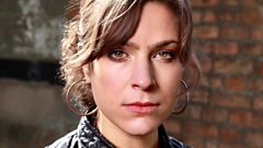 Joanna Van Kampen who plays Fallon Rogers