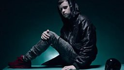 Rustie - Attak feat Danny Brown