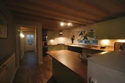 The completed kitchen 