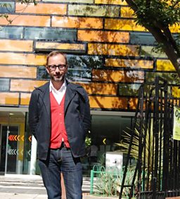 Tom Dyckhoff outside Clapham Manor Primary School