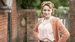 Series 1: Annie Barratt played by Christine Bottomley