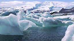 Photo: Iceberg lagoon