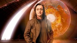 Richard Hammond In The Earth Hanger
