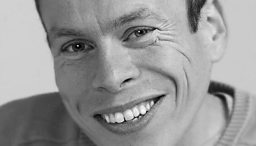 Warwick Davis