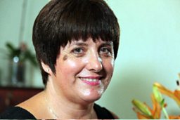 Star Mum Number 1: Elaine