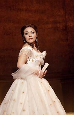 Ailyn Pérez As Violetta 