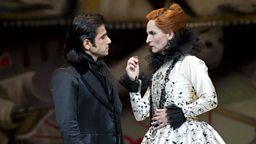 Bülent Bezdüz as Robert Dudley, Earl of Leicester and Antonia Cifrone as Queen Elizabeth