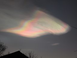 Nacreous cloud