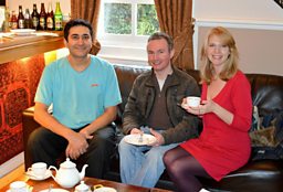 Ryan and Vicki have a cuppa in Dorrington