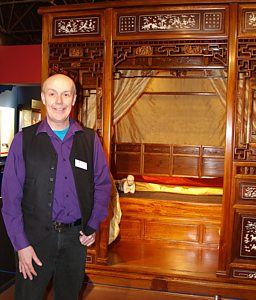 THE TOUR GUIDE'S GUIDE TO ART - DURHAM UNIVERSITY'S ORIENTAL MUSEUM