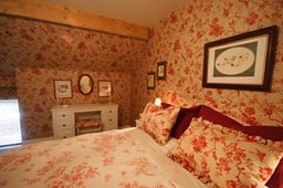 Lynn’s completed bedroom