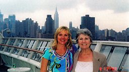 Photo: Kim and her mother
