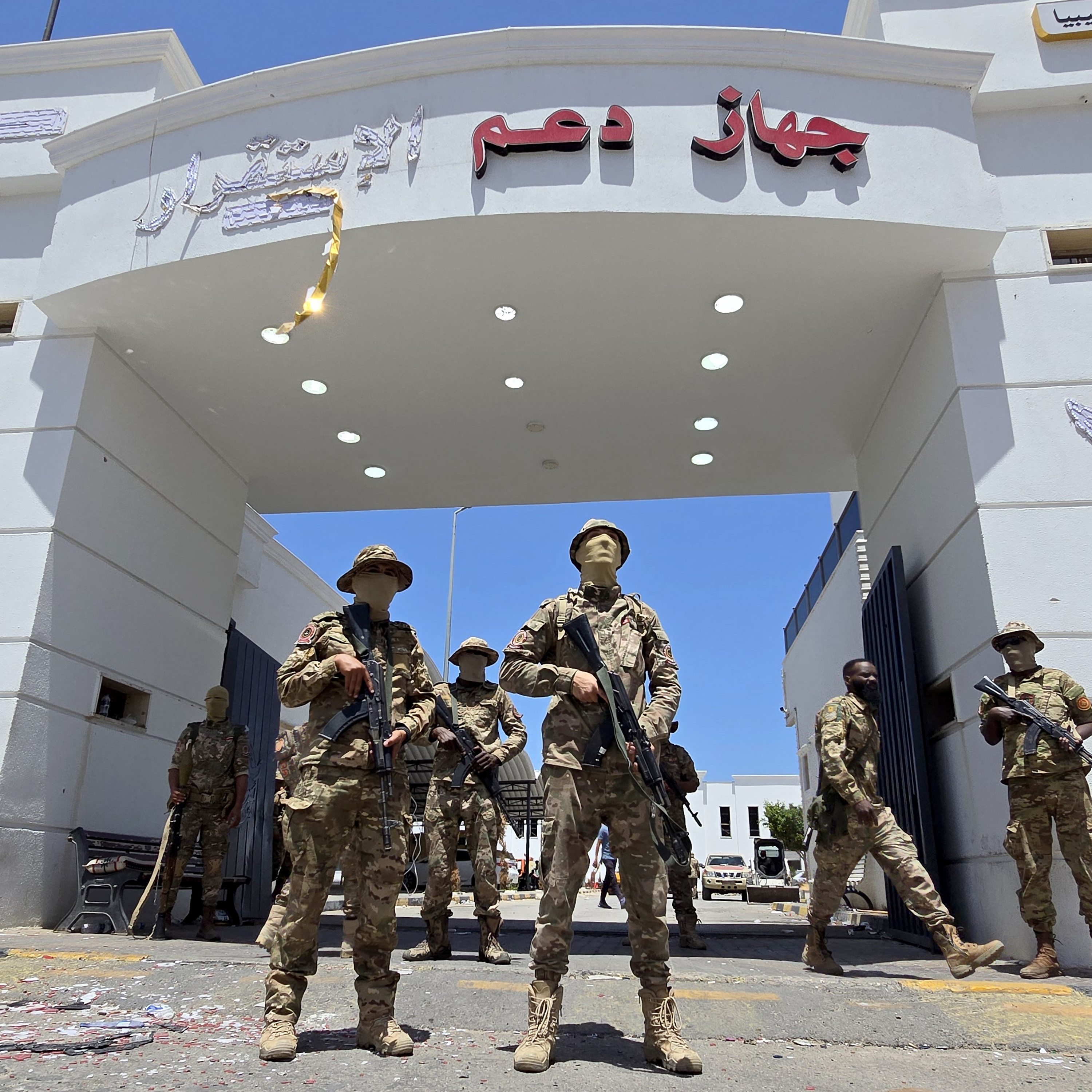 ليبيا: من هو عبد الغني الكَكلي، القائد الأمني النافذ في طرابلس وما مصيره؟