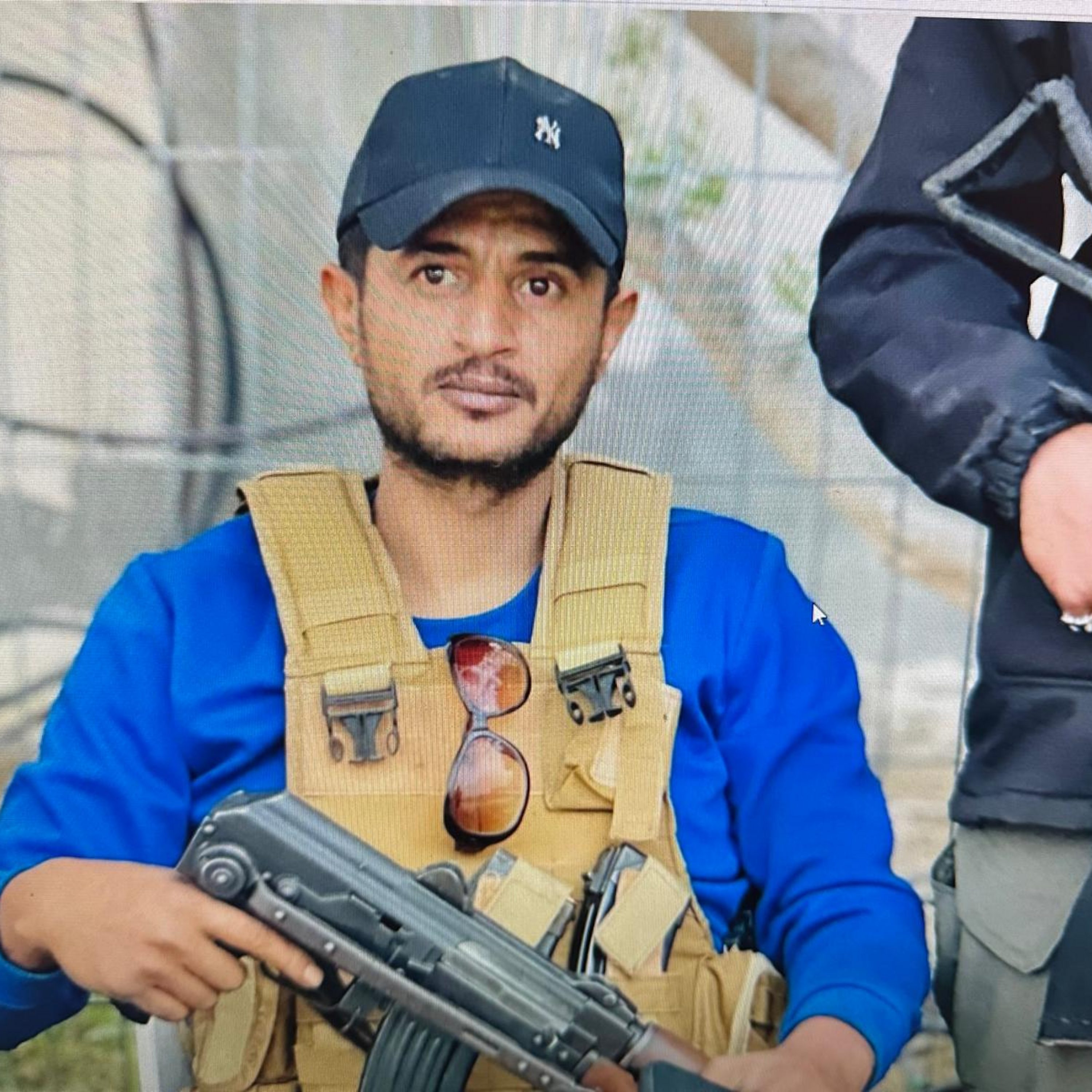 ماذا نعرف عن ياسر أبو شباب ومجموعته المسلحة في غزة؟