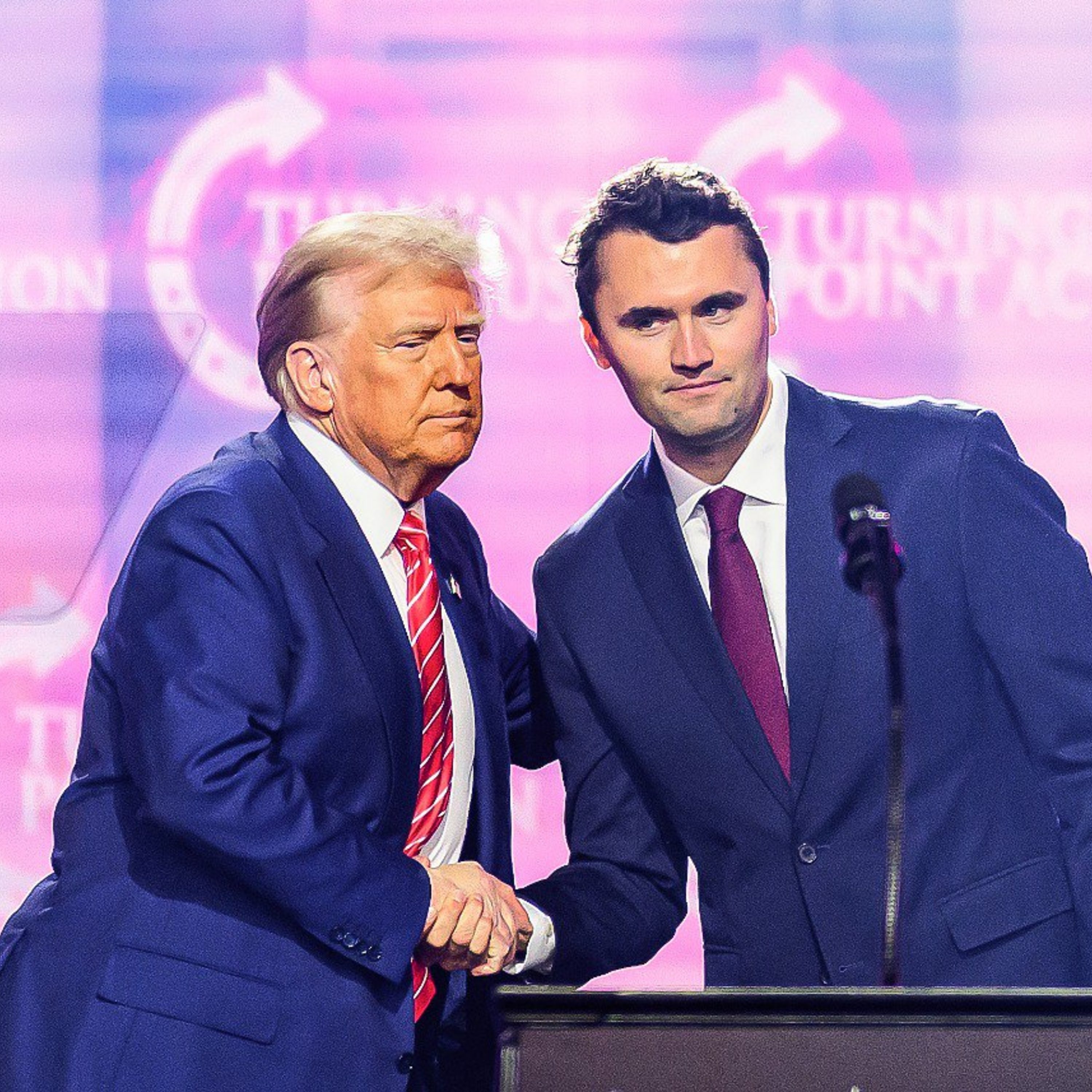 За что убили Чарли Кирка - соратника Трампа?