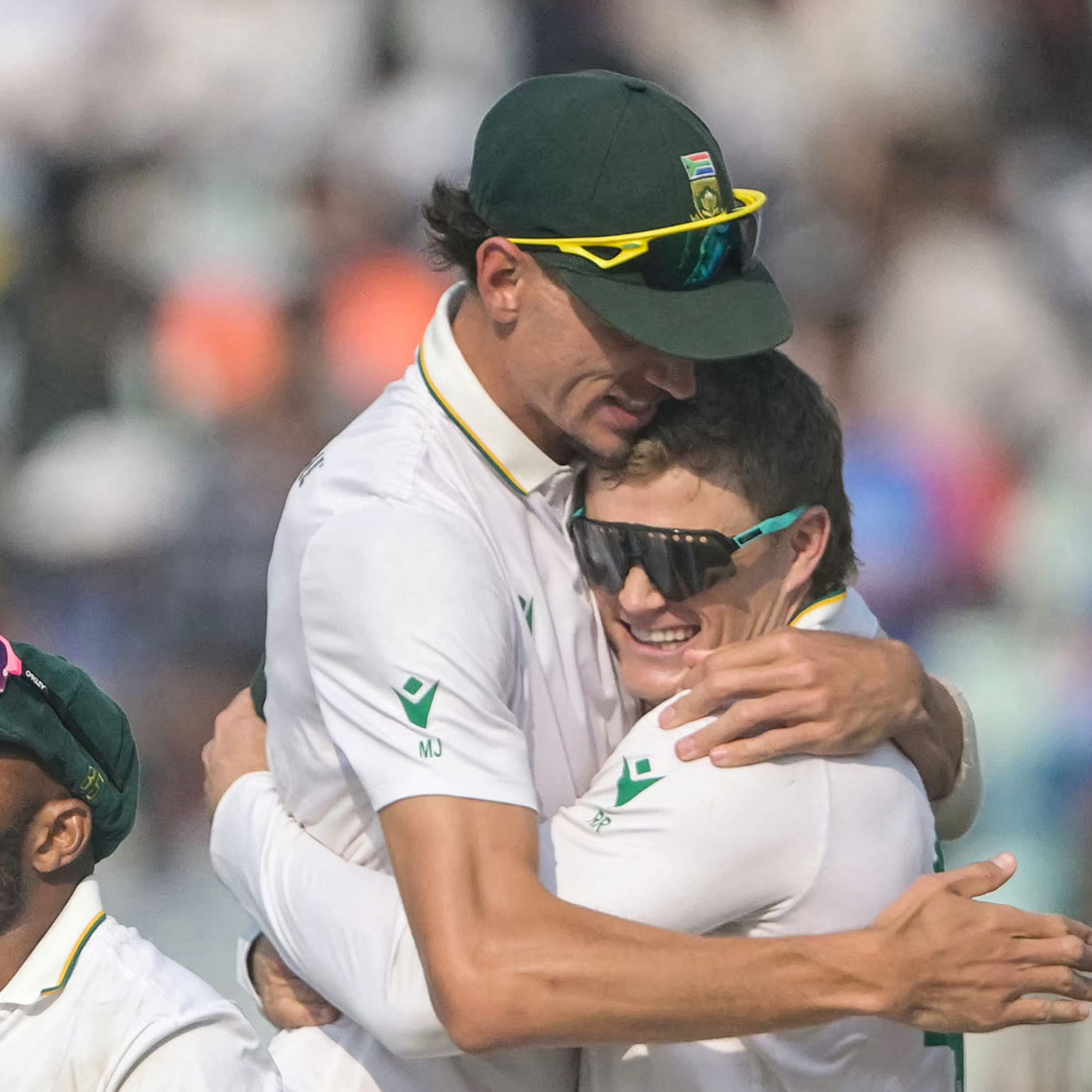 South Africa win first Test in India for 15 years