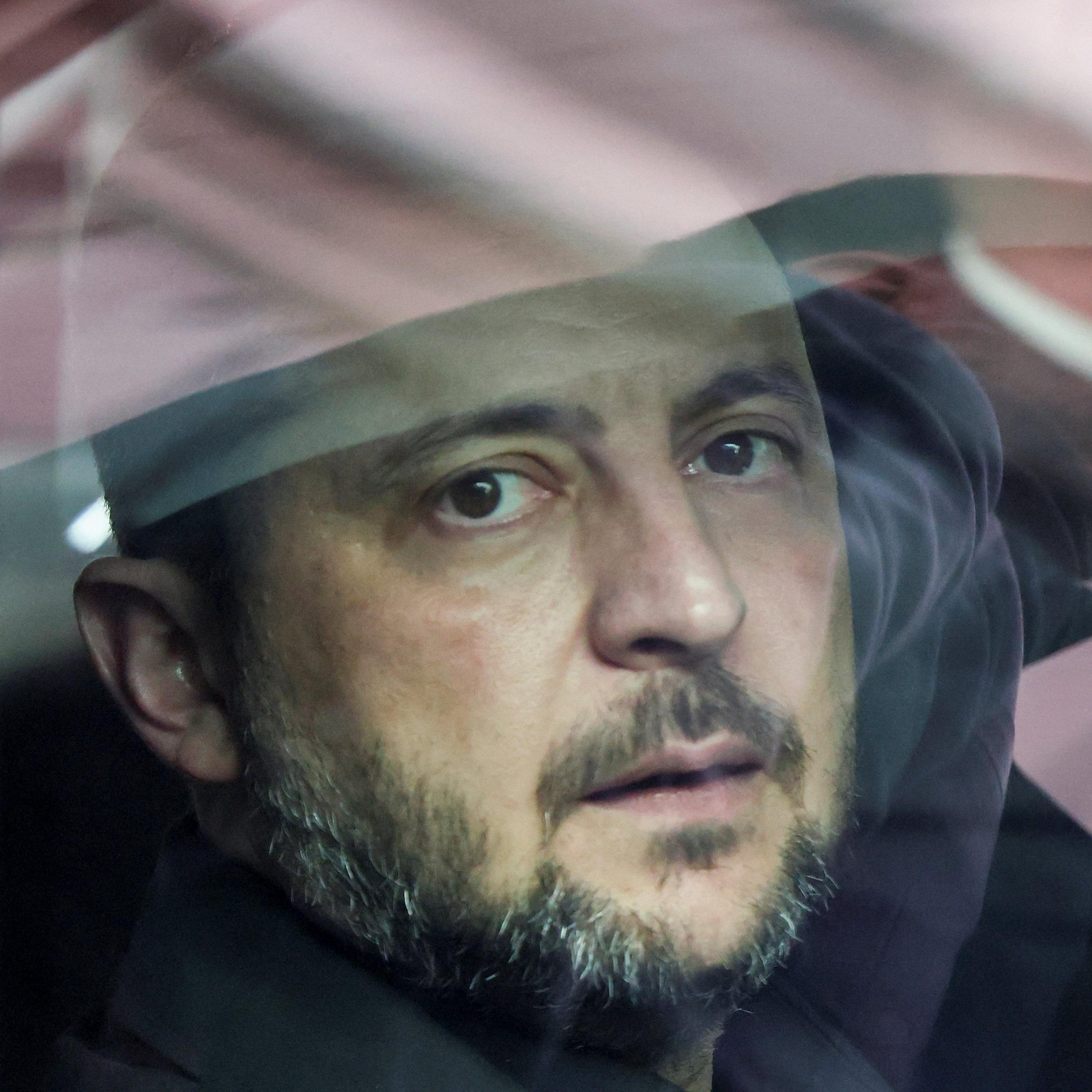 The decision facing Zelensky The decision facing Zelensky