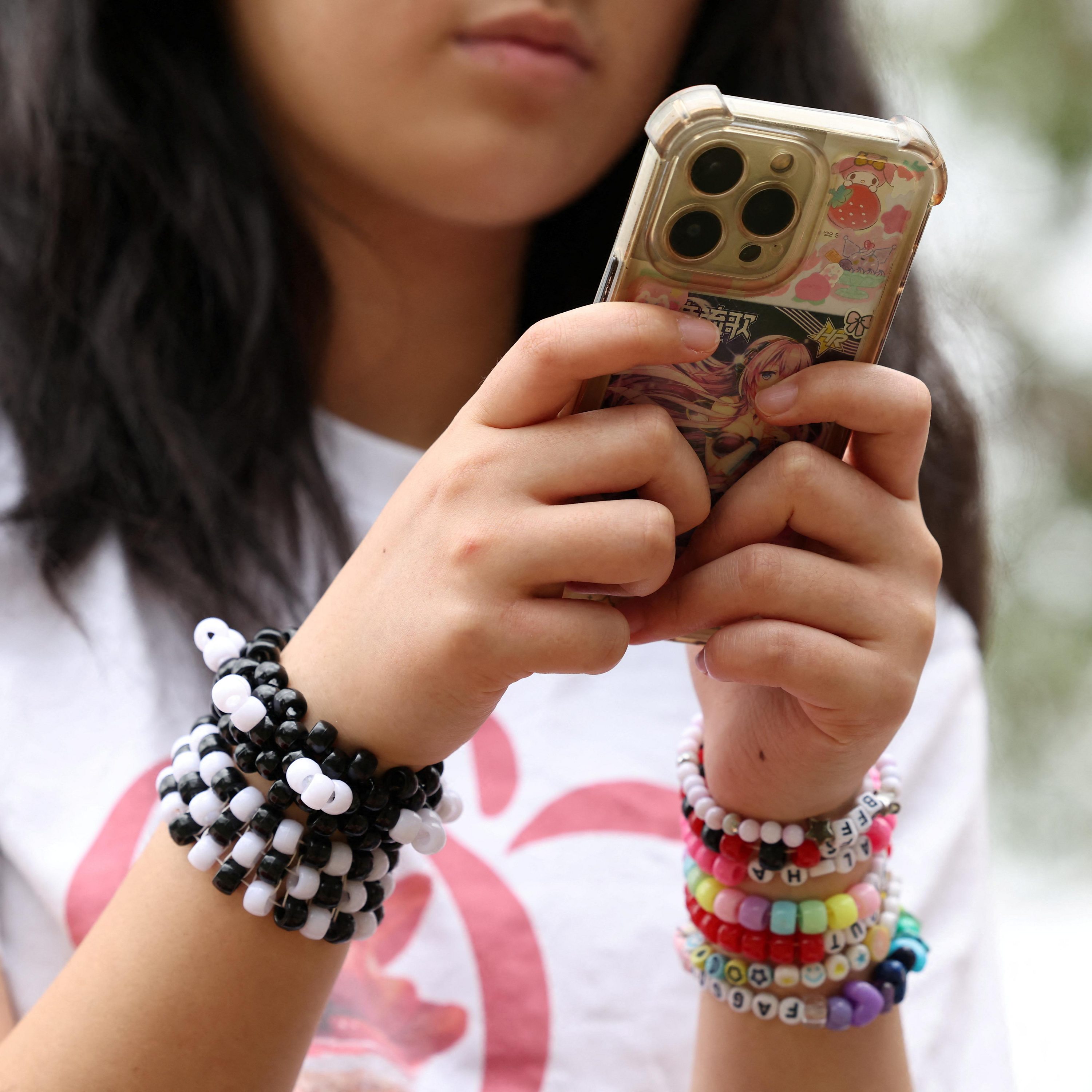 Will a social media ban for Australian teens work? Will a social media ban for Australian teens work?