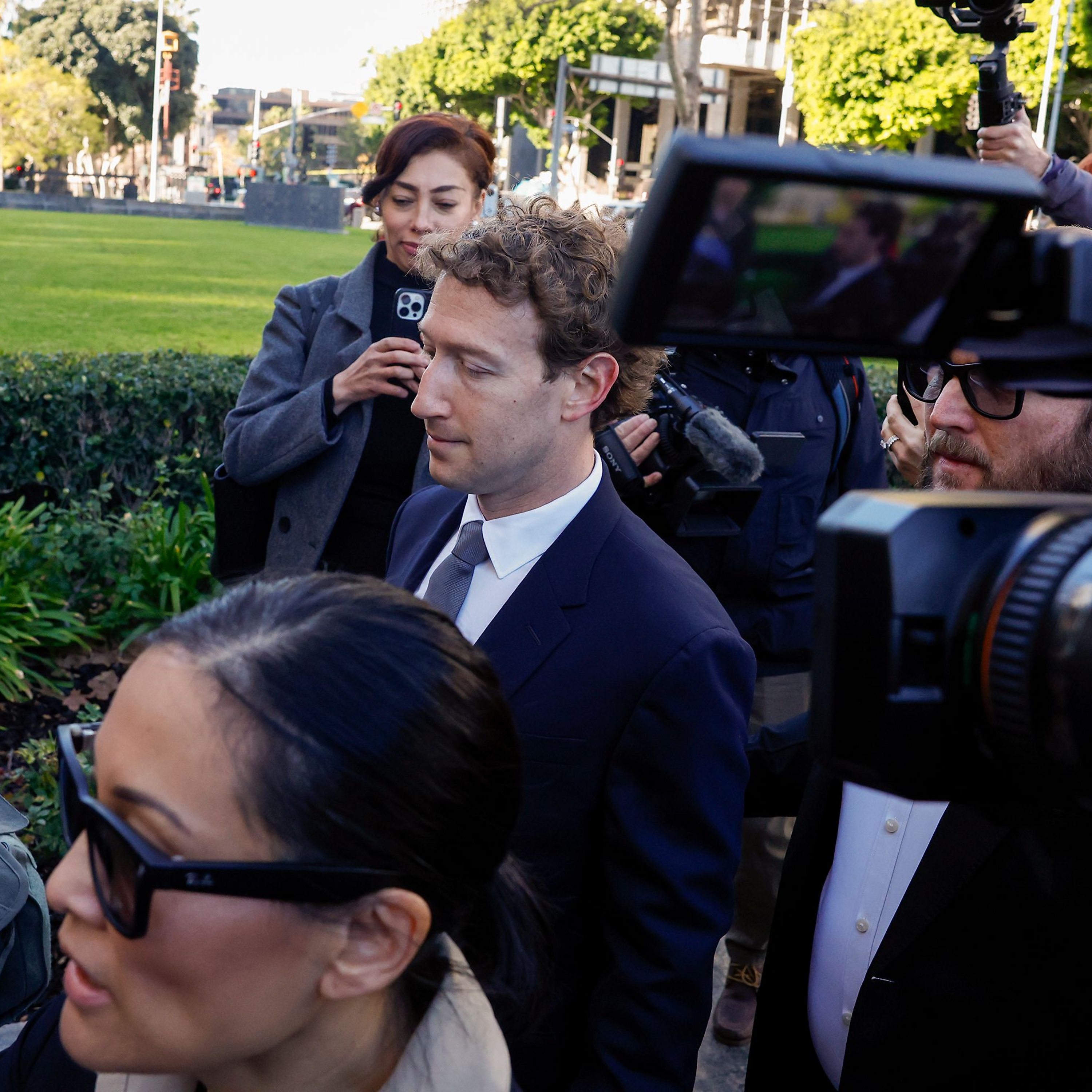Zuckerberg defends Meta in landmark social media addiction trial