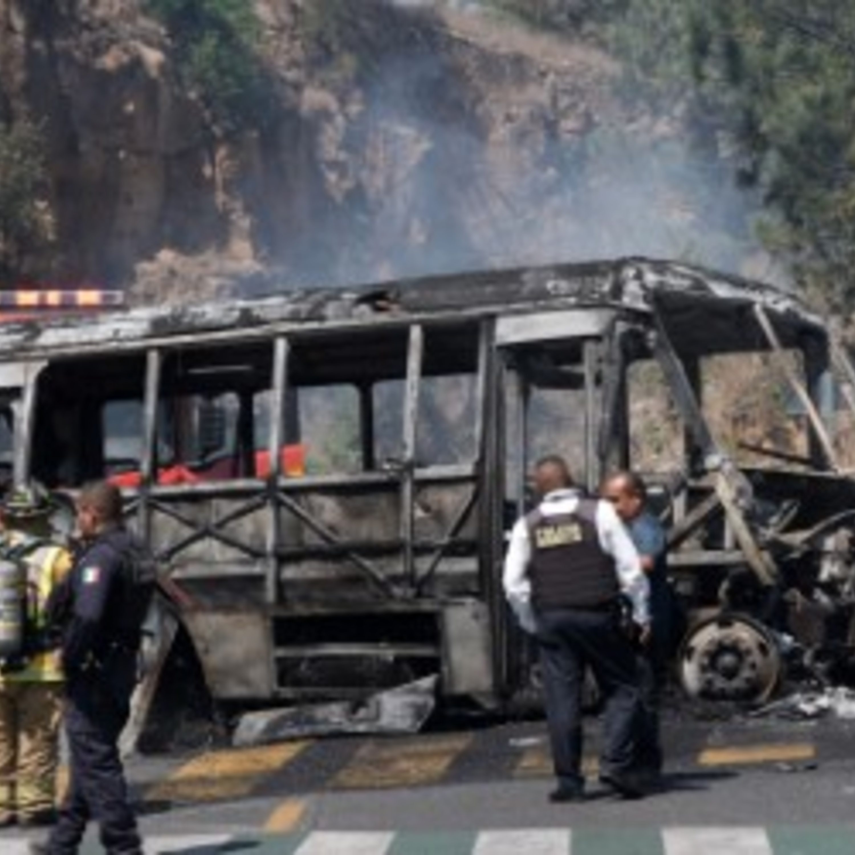 Violence erupts in Mexico after army kills drug lord