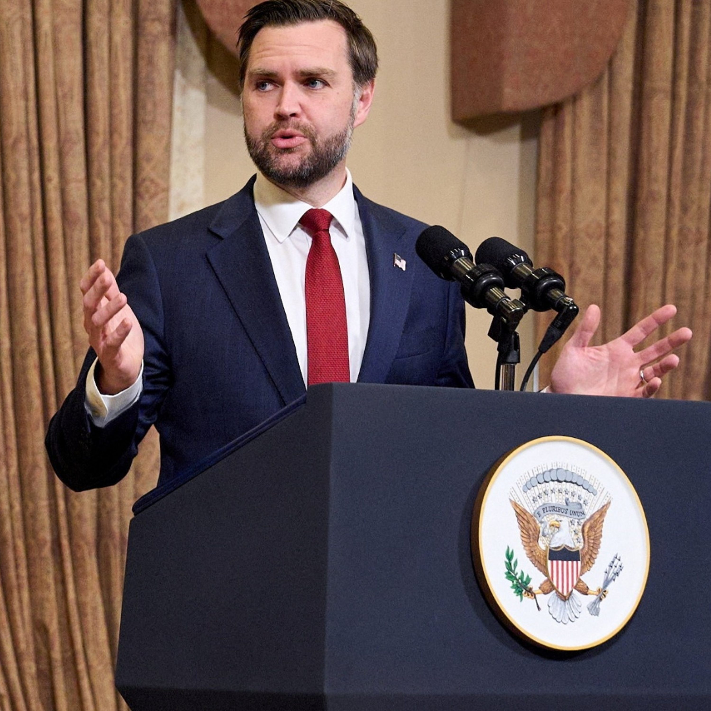 US Vice President suggests talks with Iran could resume