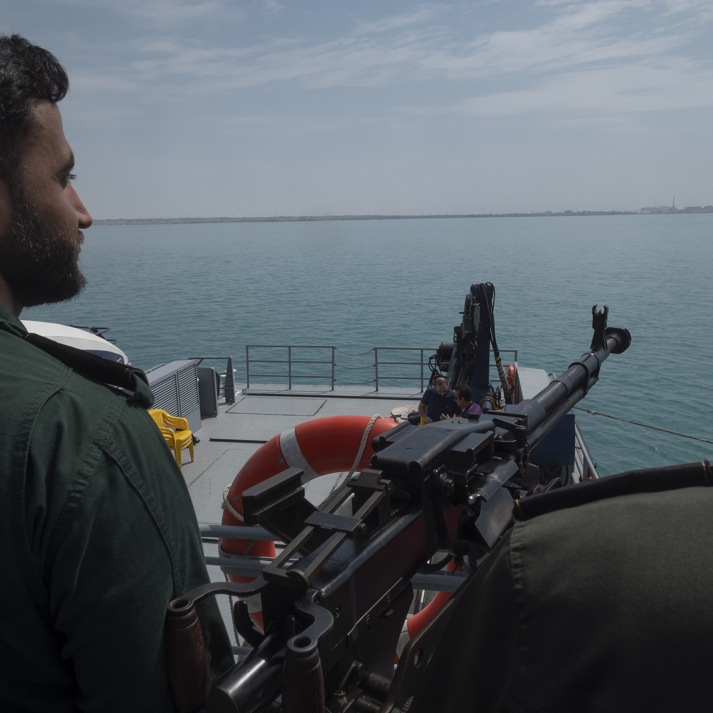 Иран против США: кто кого блокирует?