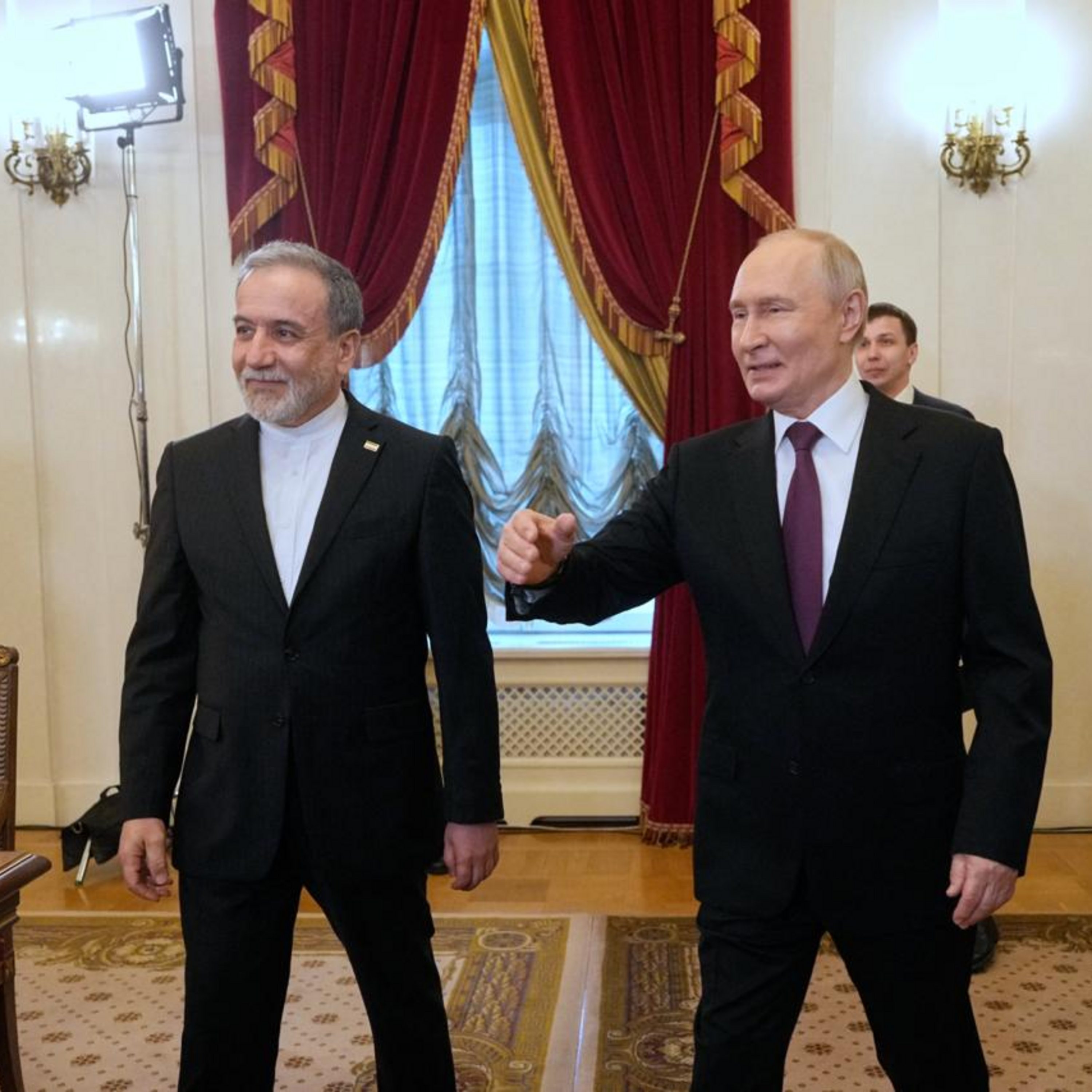 Зачем глава МИД Ирана приезжал к Путину?