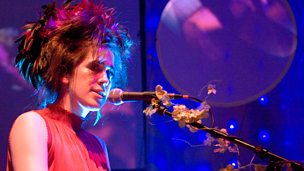 Image for Imogen Heap premieres The Listening Chair